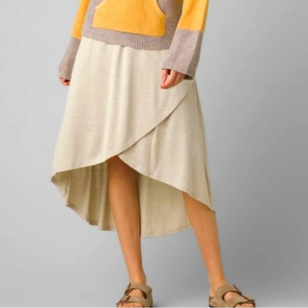 PrAna tidal wave hemp blend high low skirt S